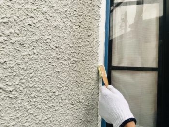 神奈川県横浜市港北区　戸建てのシーリング工事、屋根下塗り